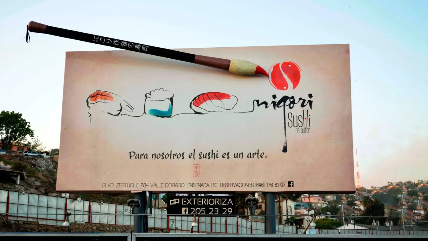 Nigori Sushi: Palillo de sushi gigante 3D que sobresale del espectacular
